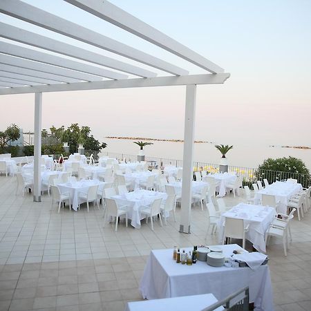 Hotel Dolce Stella Торре-Мелісса Екстер'єр фото