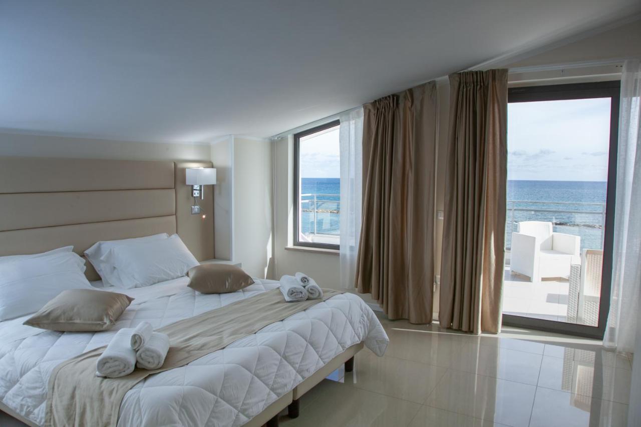 Hotel Dolce Stella Торре-Мелісса Екстер'єр фото