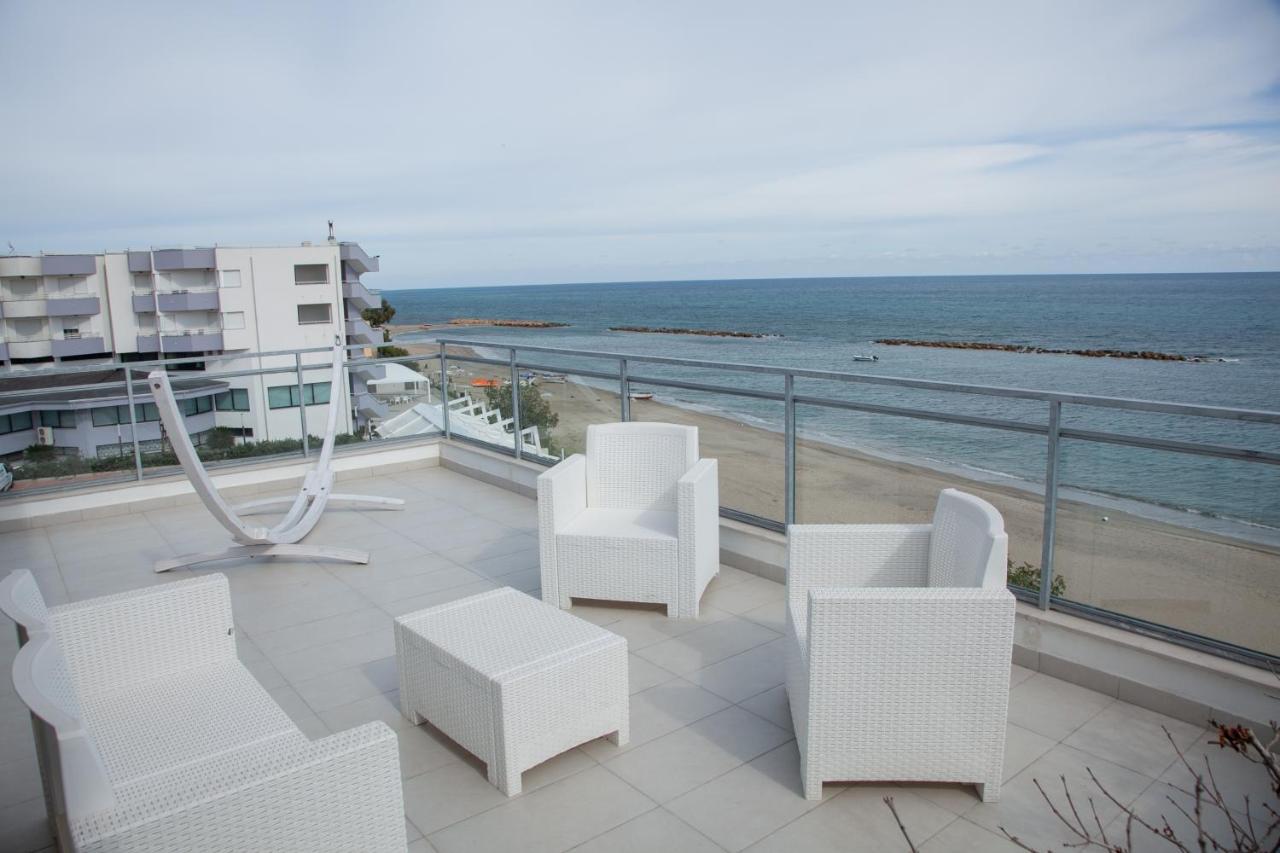 Hotel Dolce Stella Торре-Мелісса Екстер'єр фото