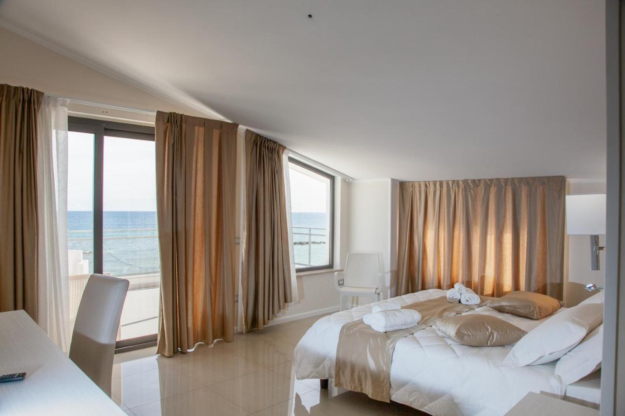 Hotel Dolce Stella Торре-Мелісса Екстер'єр фото